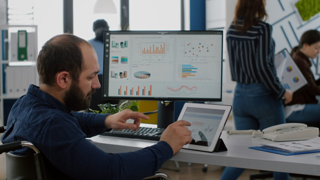 Business Analyst’s Role in Software Development Life Cycle (SDLC) Business Analyst’s Role in Software Development Life Cycle (SDLC)